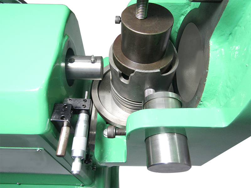Máy doa tay biên và lỗ ắc piston hệ cơ khí VDBC1750